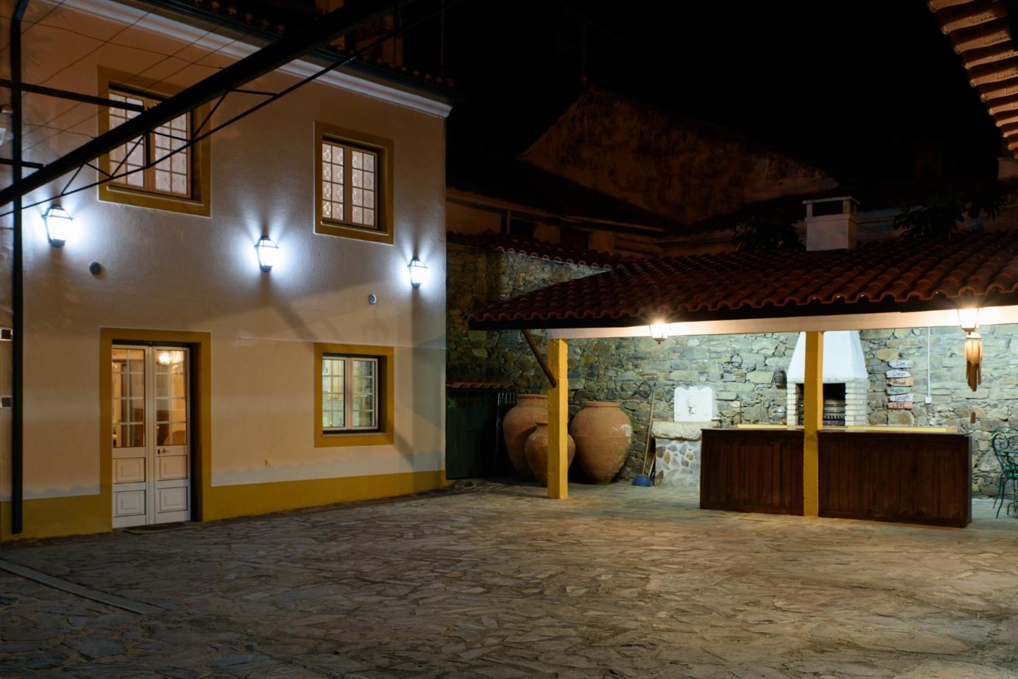 Villa A Sobreirinha Jacuzzi E Pet Friendly à Sobreira Formosa Extérieur photo